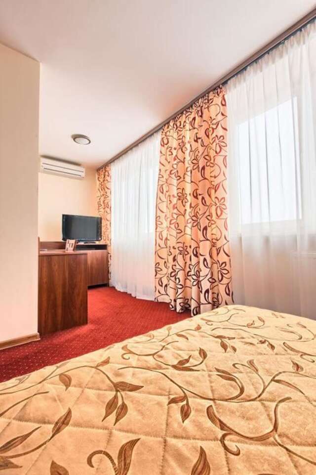 Отель Hotel Renesans Замосць-33